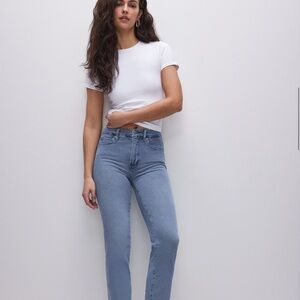 NWT! Good American Good Legs Straight Jeans